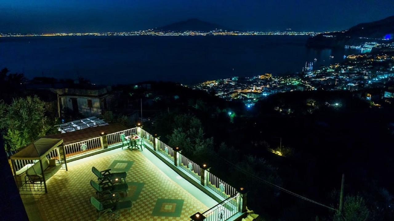 Villa con Vista Mare