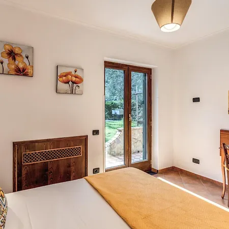 Villa Caruso With Private Pool-3
